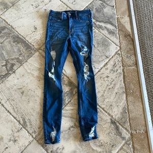 hollister ripped skinny jeans size 1R (25 inch)